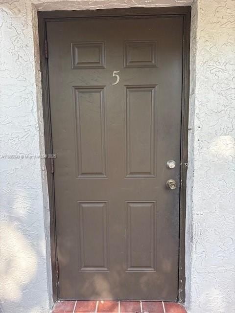 3920 Woodside Dr #5 - Photo 2 of 21