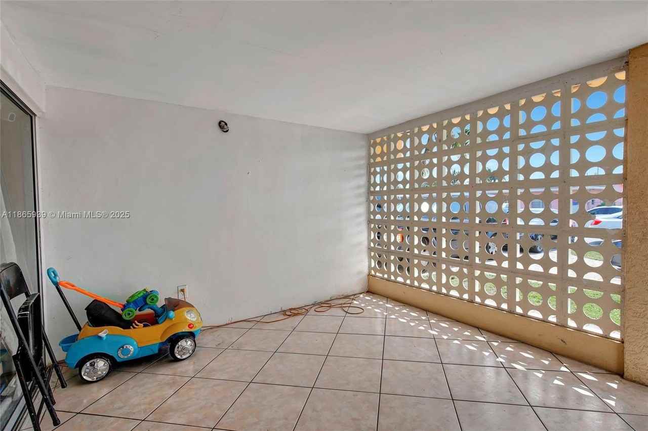 6729 Camelia Dr #0 - Photo 3 of 13