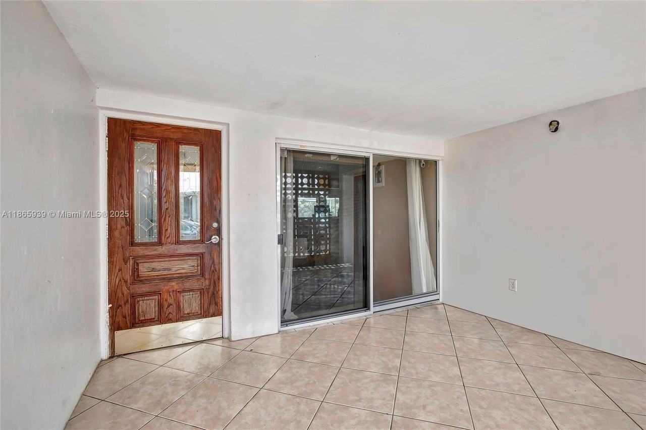 6729 Camelia Dr #0 - Photo 4 of 13