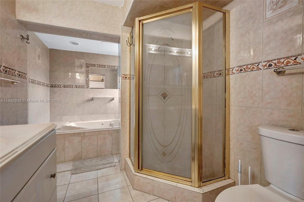 6729 Camelia Dr #0 - Photo 6 of 13