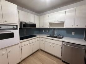 400 Kings Point Dr #316 - Photo 1 of 1