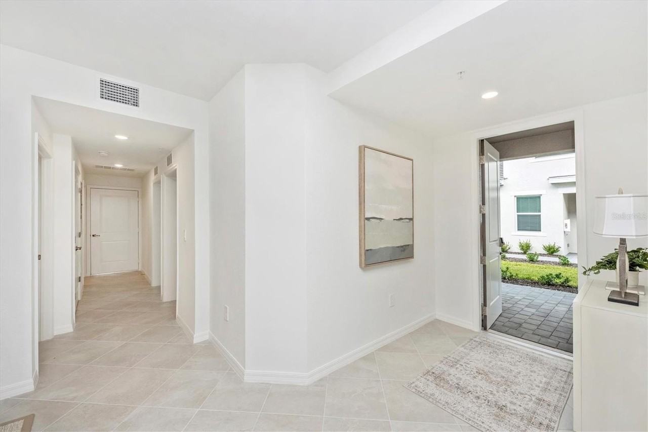 12620 Radiance Ct #101 - Photo 4 of 50