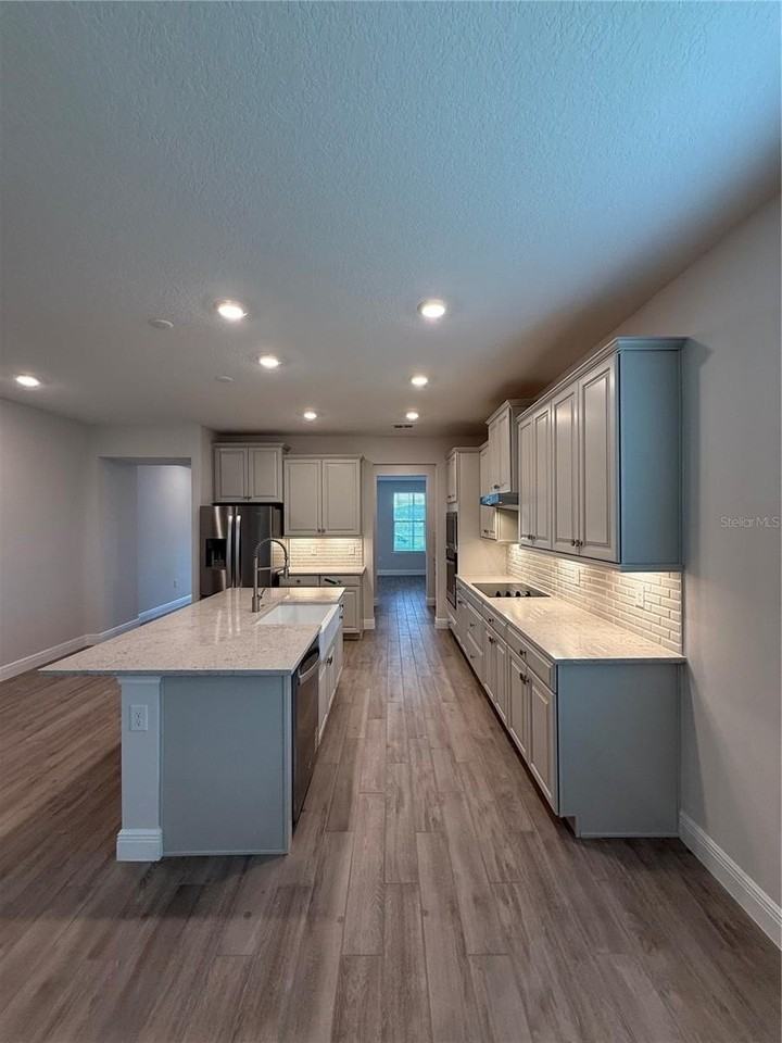 11015 Hollow Bay Dr - Photo 6 of 22