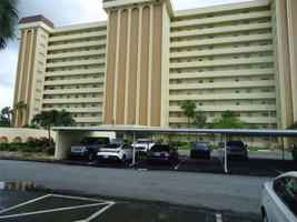 featured image of 4550 Cove Cir #908