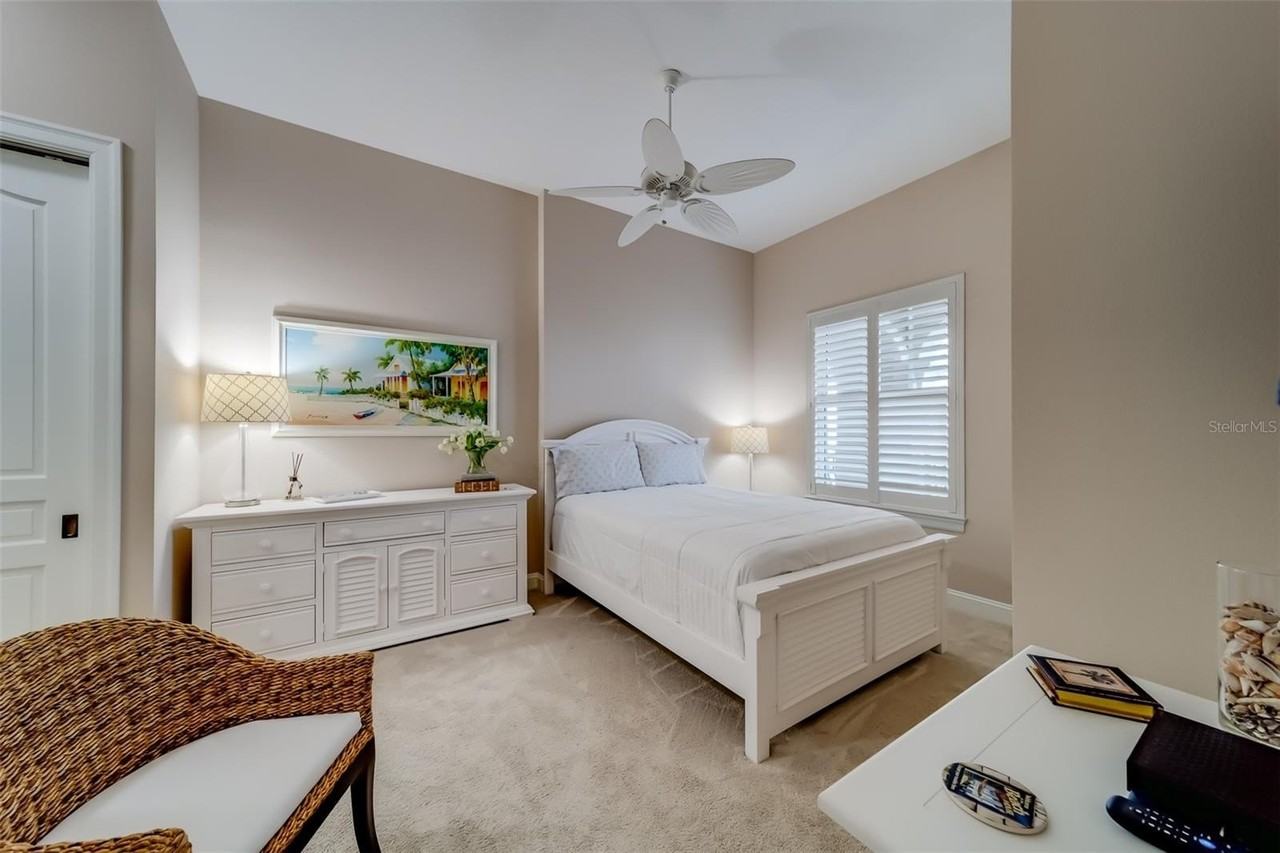 202 Windward Psge #604 - Photo 3 of 50