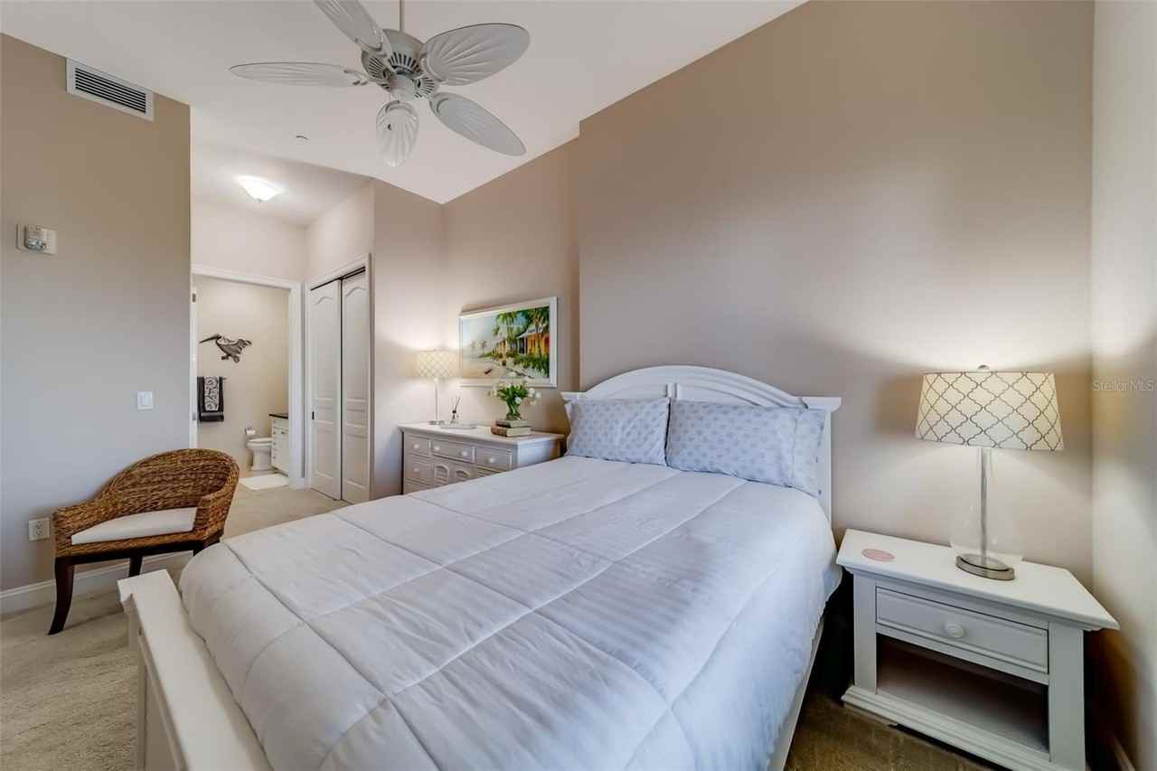 202 Windward Psge #604 - Photo 5 of 50