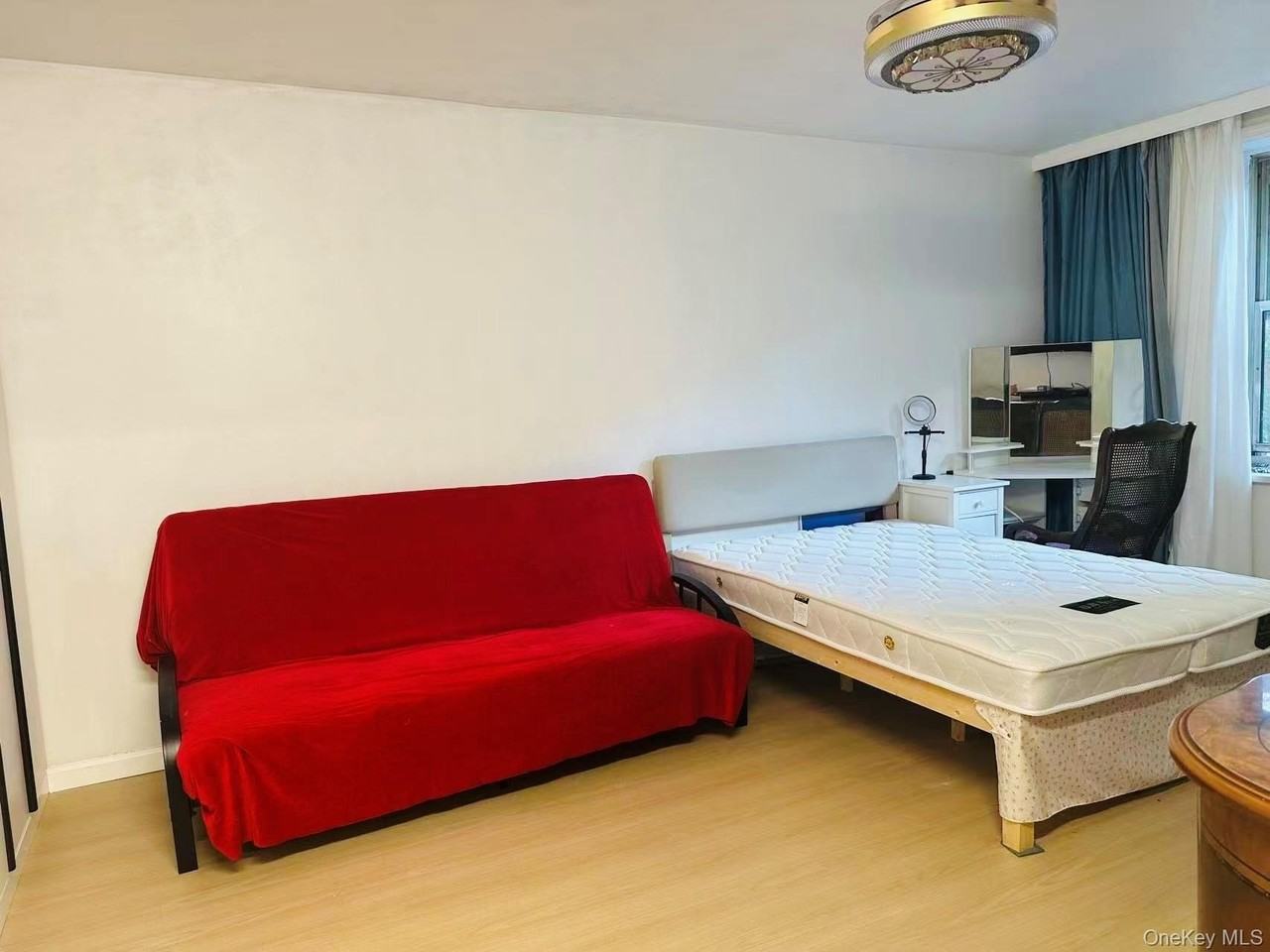 6474 Saunders St #2D - Photo 3 of 10