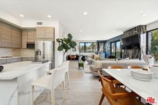 137 N Doheny Dr #4 - Photo 1 of 1