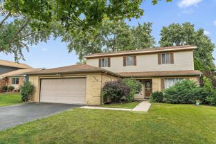 320 Thistle Dr - Photo 1 of 1