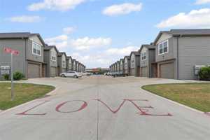 featured image of 120 Abbey Park Ct