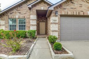 325 Chalkstone Dr - Photo 1 of 1