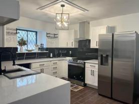 613 Glenview Cir - Photo 1 of 1