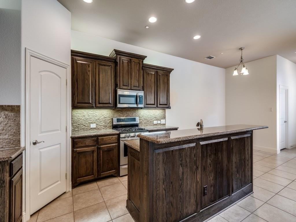 4696 Cecile Rd - Photo 2 of 26