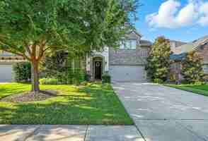 featured image of 5613 Fringetree Dr