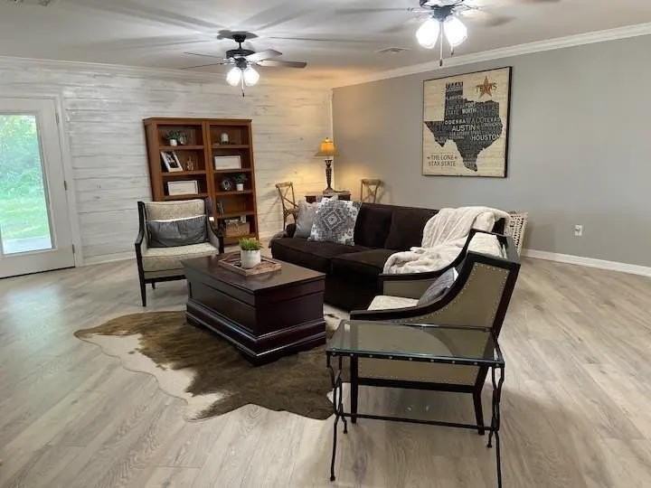 1402 Posey Brewer Rd - Photo 5 of 21