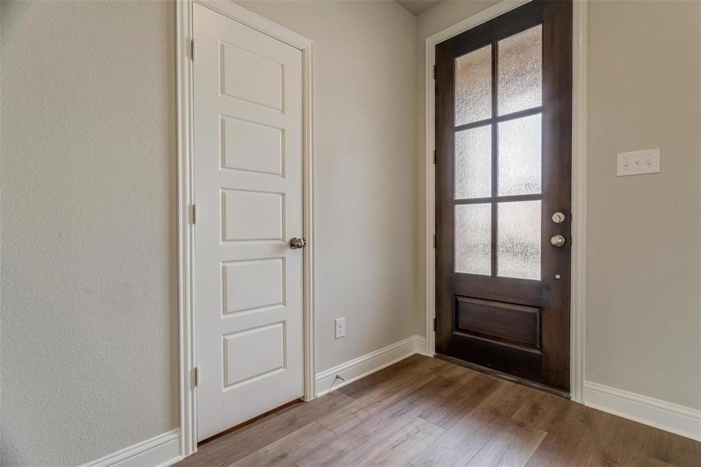 1582 Homeplace Cir - Photo 5 of 33