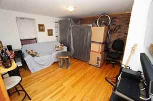 featured image of 3093 Fulton St #1