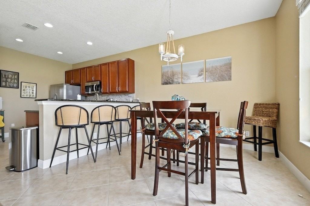 263 Provence Pl - Photo 2 of 33