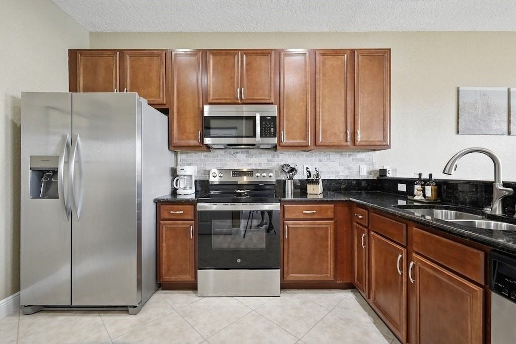 263 Provence Pl - Photo 7 of 33