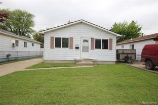 11027 Maxwell Ave - Photo 1 of 1