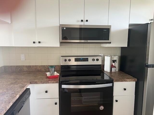 3138 Via Poinciana #417 - Photo 5 of 33