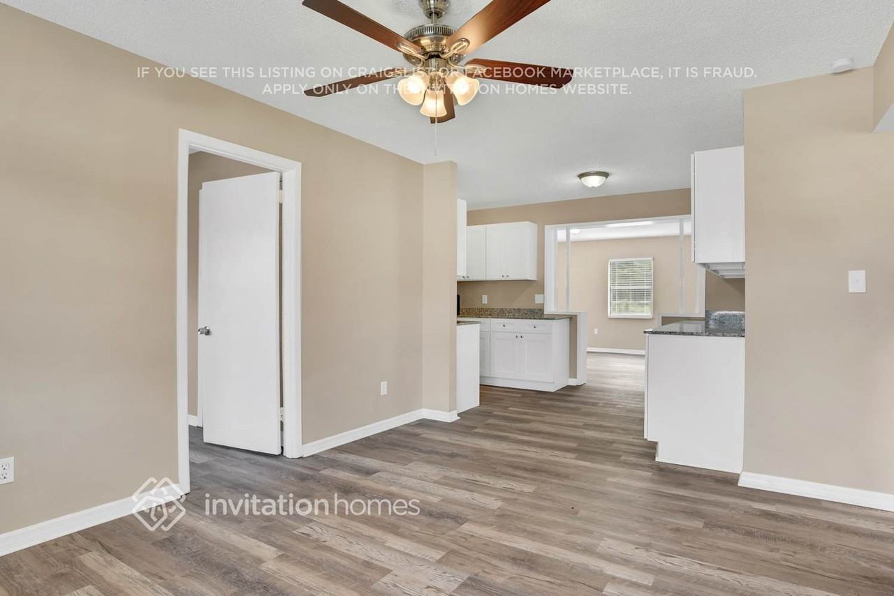 2623 N Beaumont Ave - Photo 3 of 21