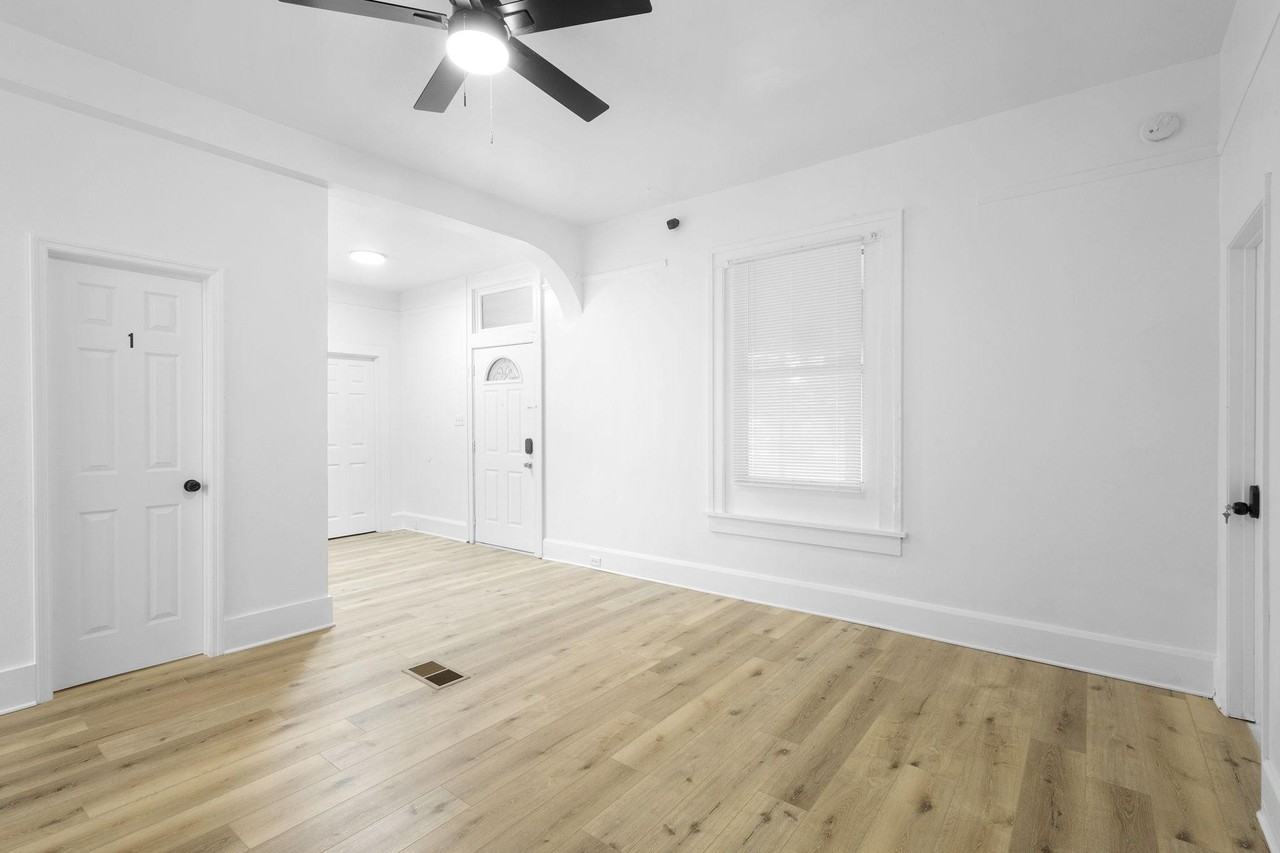 N Ohio Ave - Photo 4 of 10