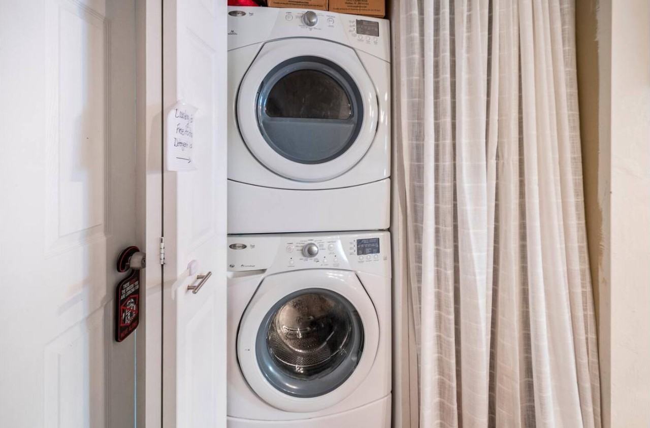 Xavier Ave N - Photo 2 of 8