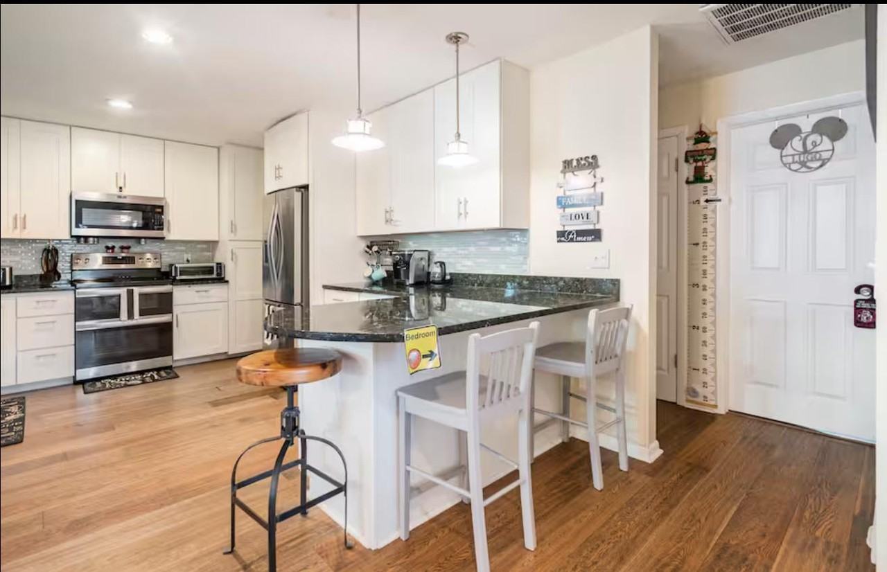 Xavier Ave N - Photo 4 of 8