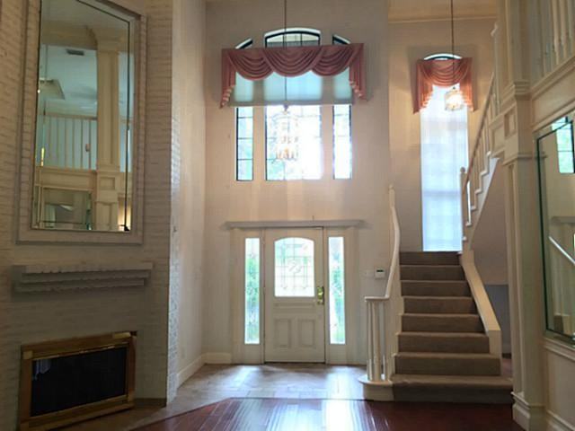 4100 Chrismac Way - Photo 2 of 25