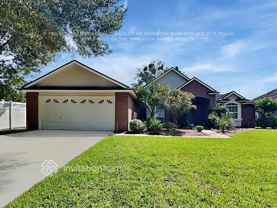 879 Wilmington Ln - Photo 1 of 1