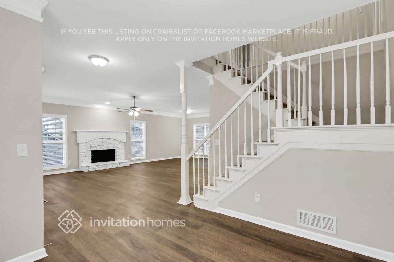 3055 Heather Stone Way - Photo 3 of 24