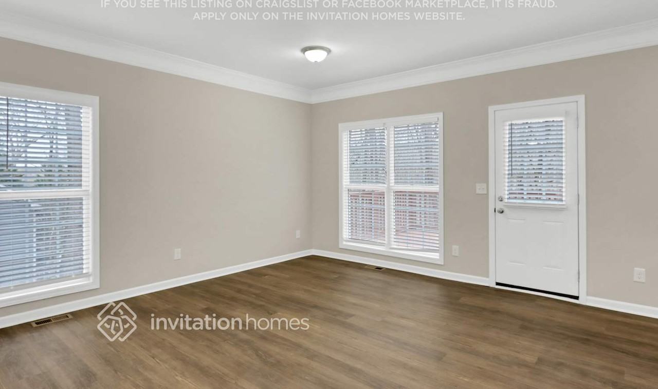 3055 Heather Stone Way - Photo 6 of 24