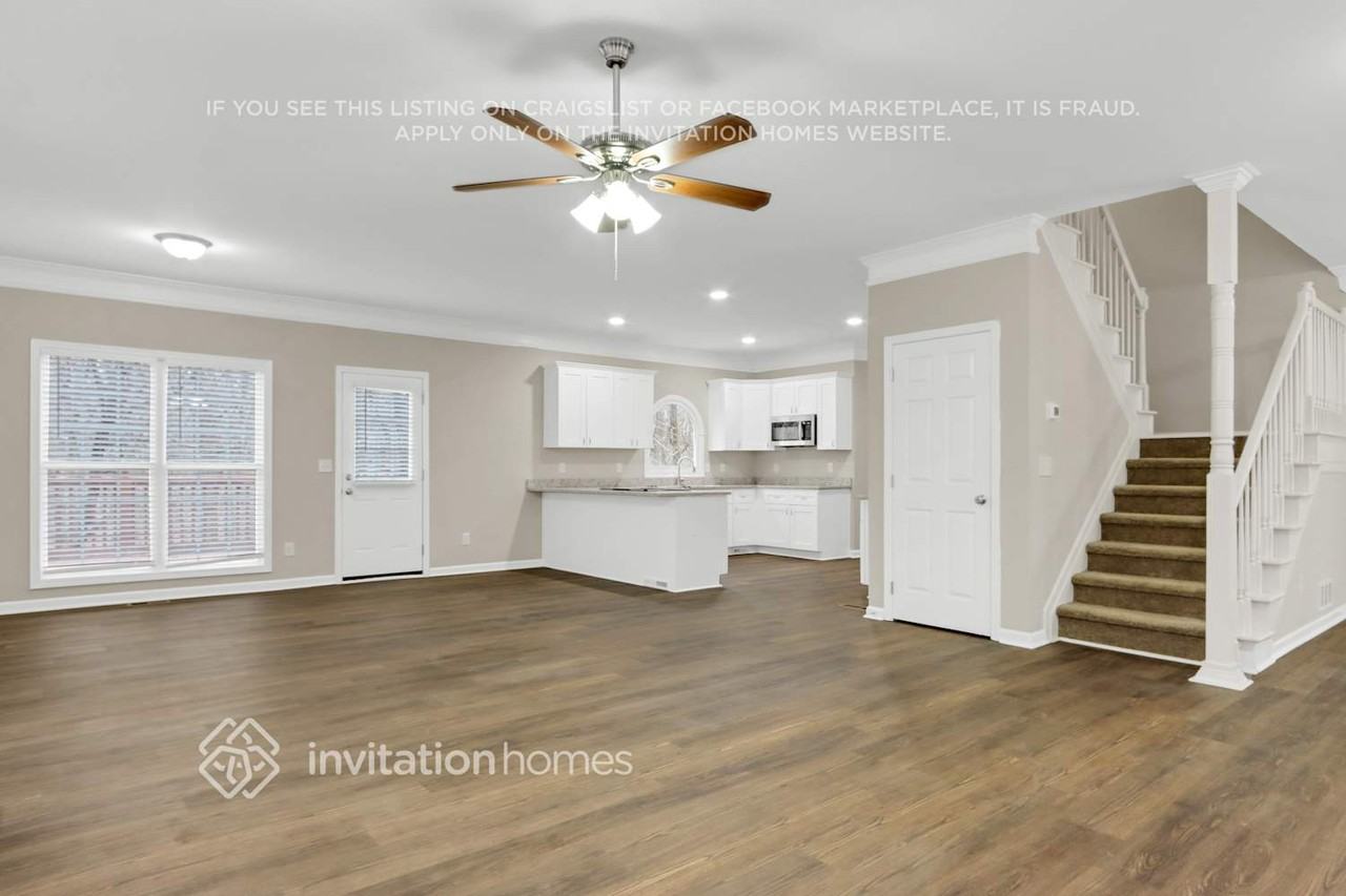 3055 Heather Stone Way - Photo 7 of 24