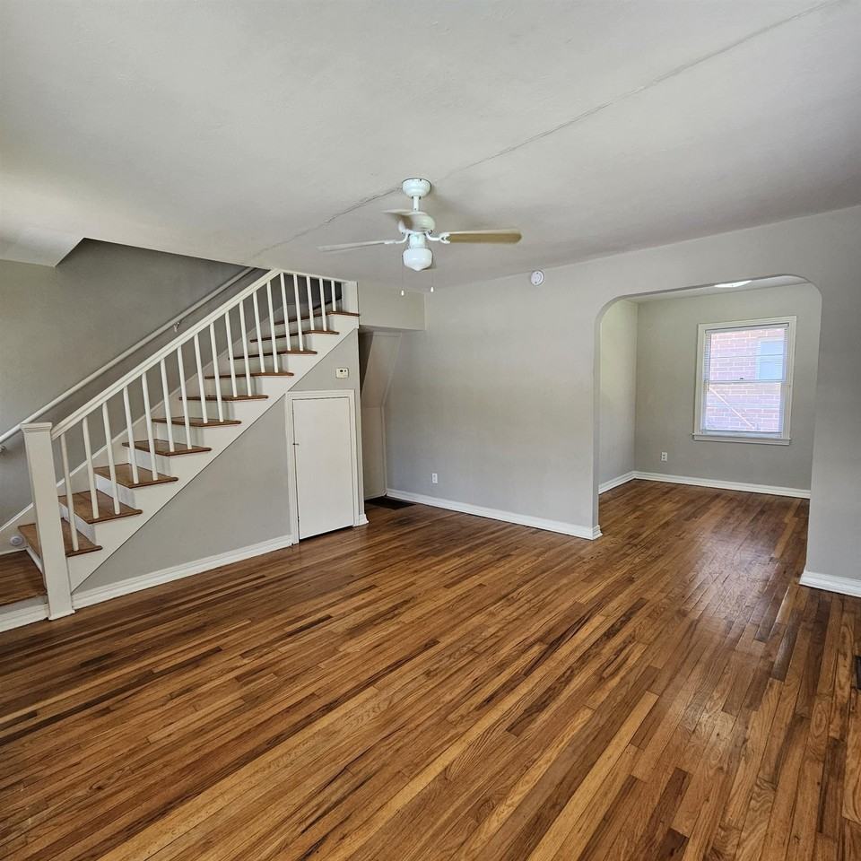 124 S Franklin Blvd - Photo 5 of 27