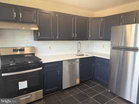 1218 Perry St Ne #202 - Photo 1 of 1