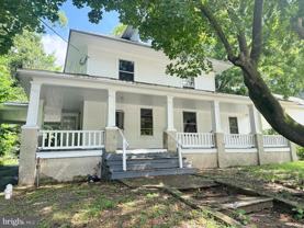 303 E 6th St #B - Photo 1 of 1