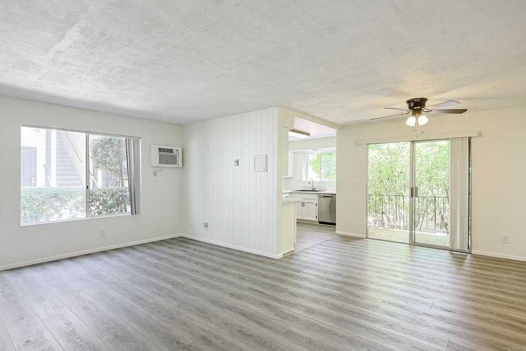 4800 Williamsburg Ln - Photo 2 of 25