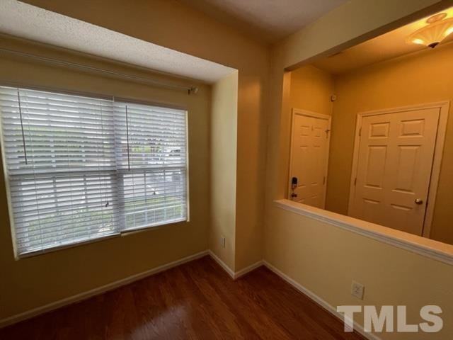 11 Edgebrook Cir - Photo 2 of 21