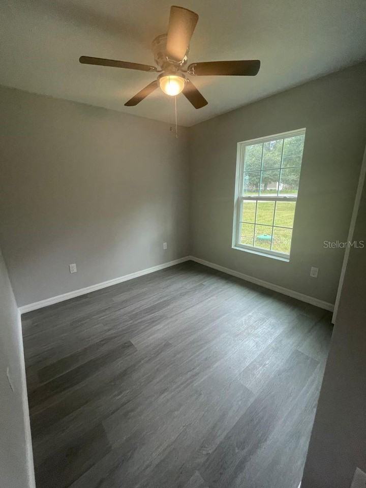 6044 Nw 65th Pl - Photo 7 of 12