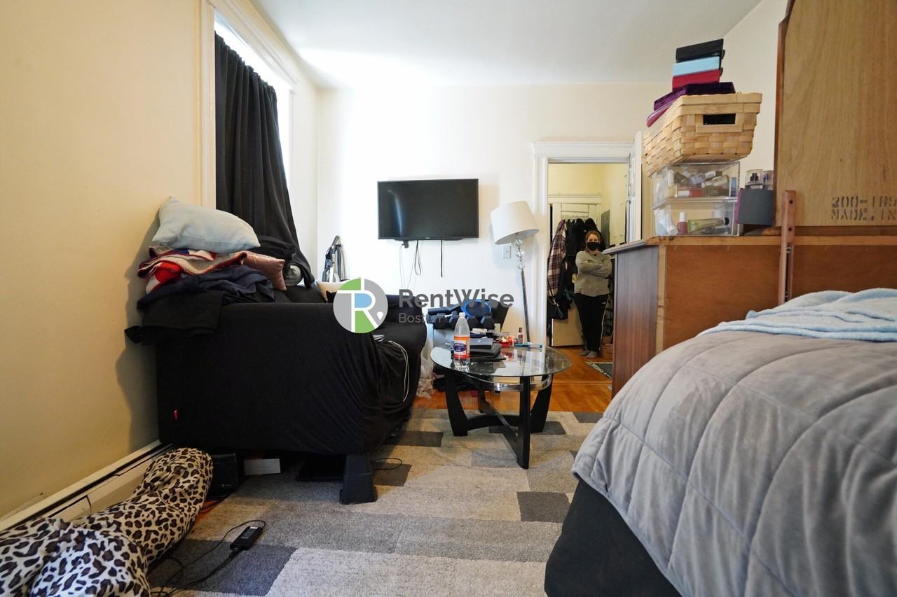 1844 Commonwealth Ave #15 - Photo 5 of 16