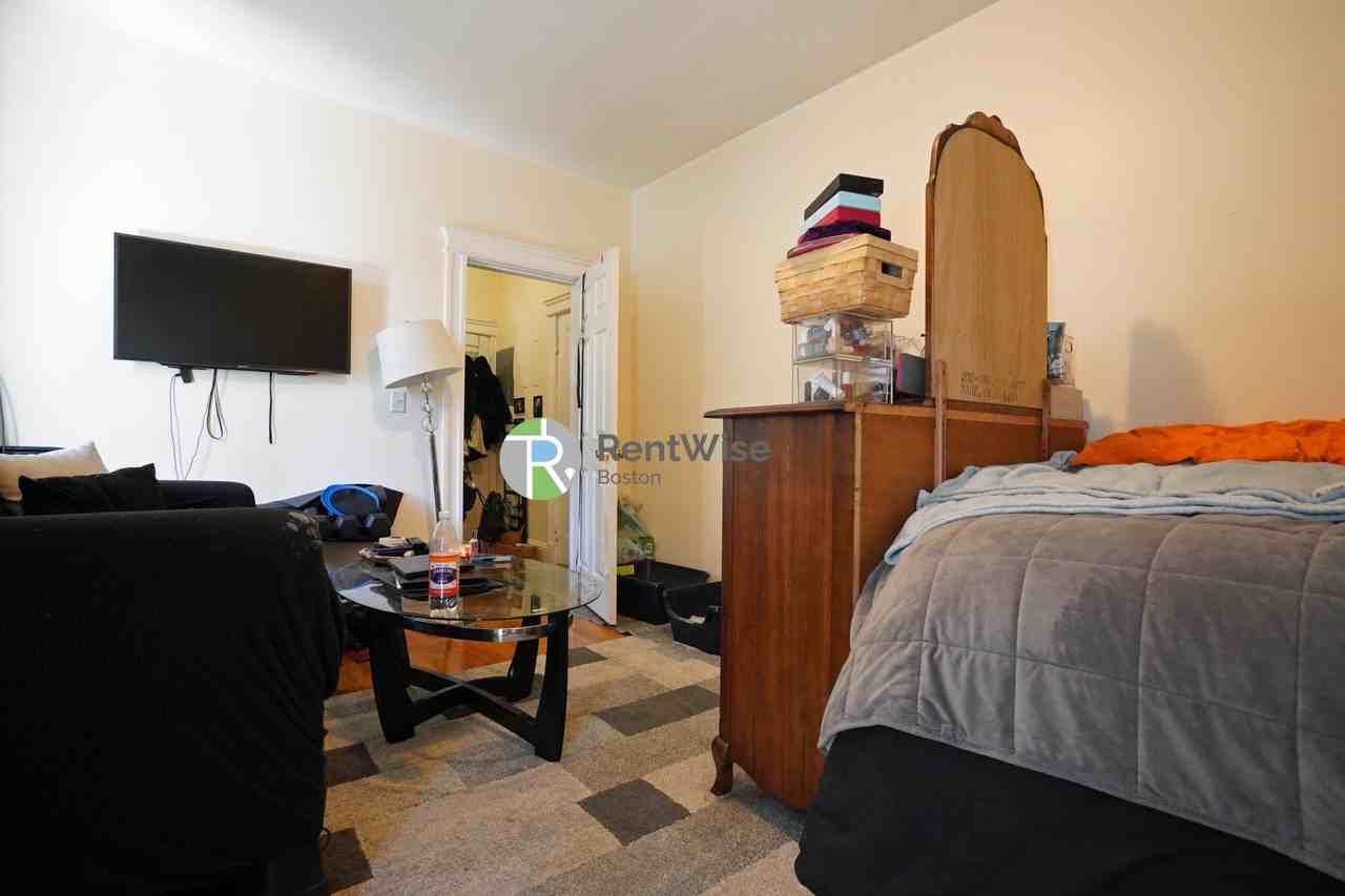 1844 Commonwealth Ave #15 - Photo 6 of 16