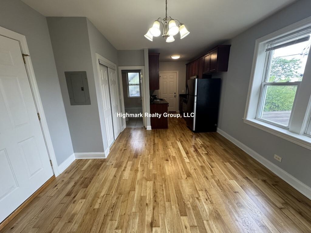 2900 N Kolmar Ave #3A - Photo 5 of 8