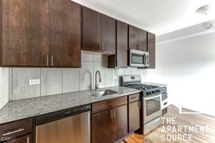 3356 W Montrose Ave #3FL - Photo 1 of 1