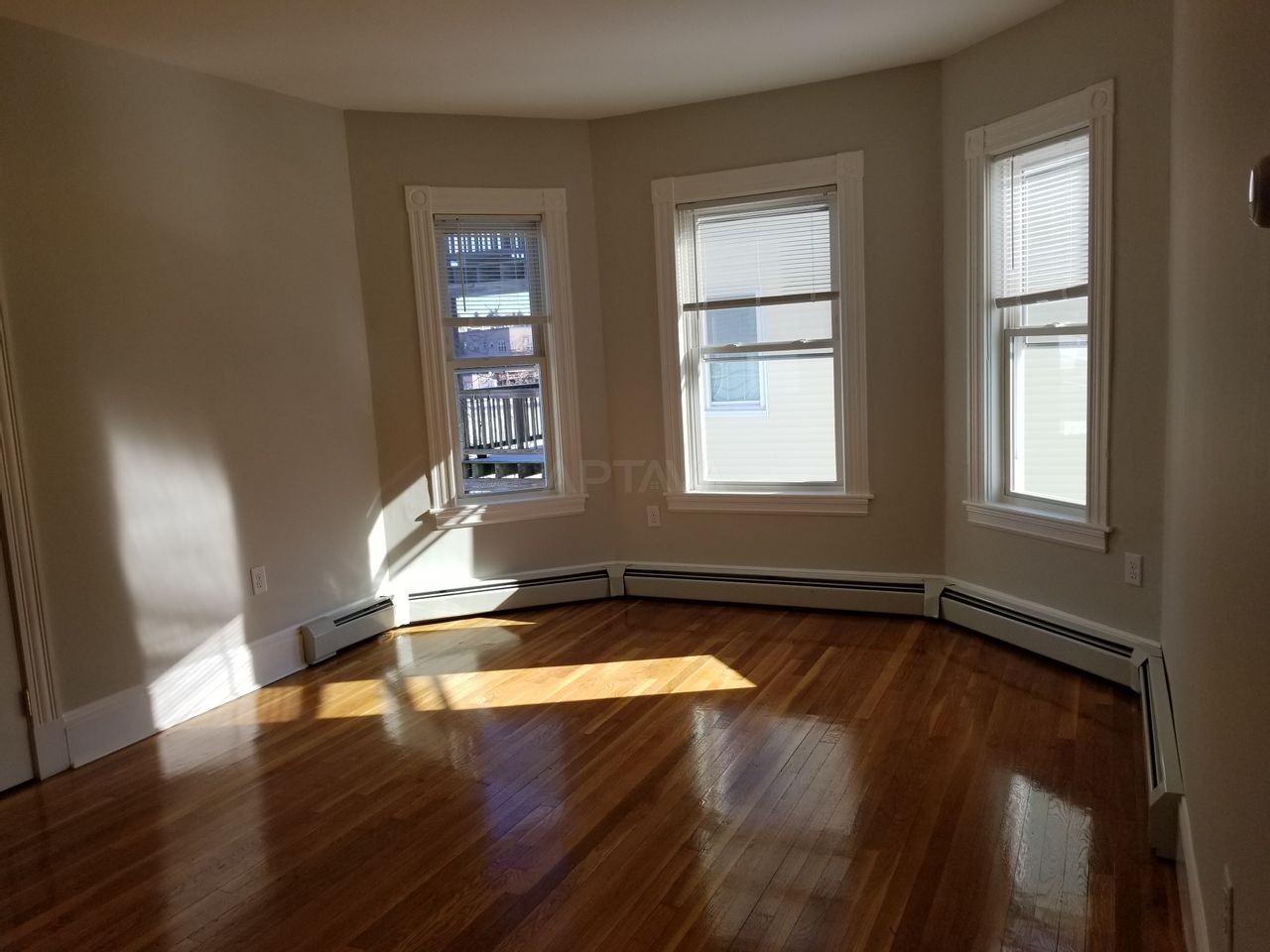 1279 Massachusetts Ave #3 - Photo 4 of 8