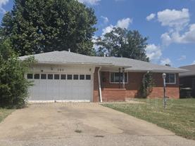 705 E Carroll Ln - Photo 1 of 1