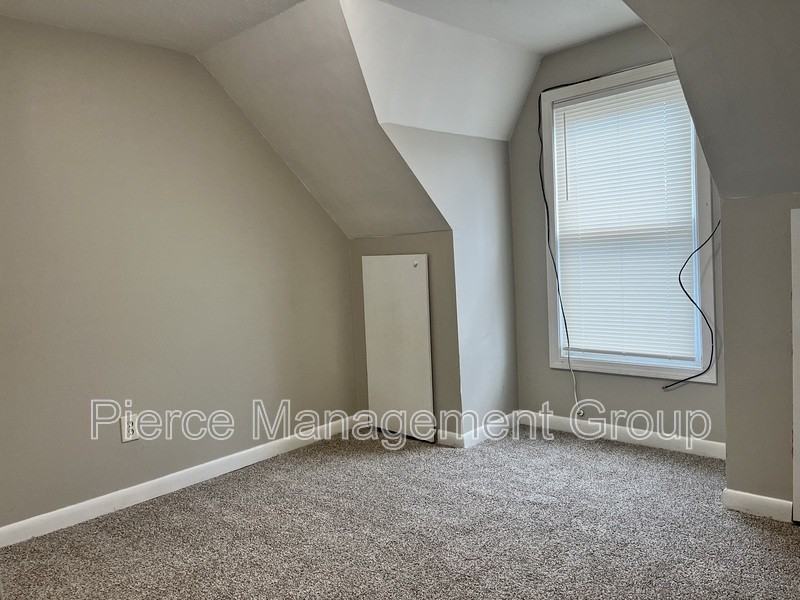308 Bartlett St #3 - Photo 5 of 8