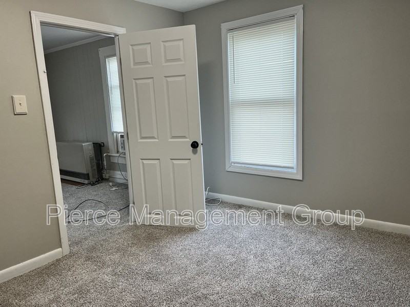 308 Bartlett St #3 - Photo 6 of 8