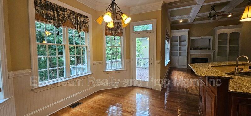 6926 Linkside Ct - Photo 2 of 24