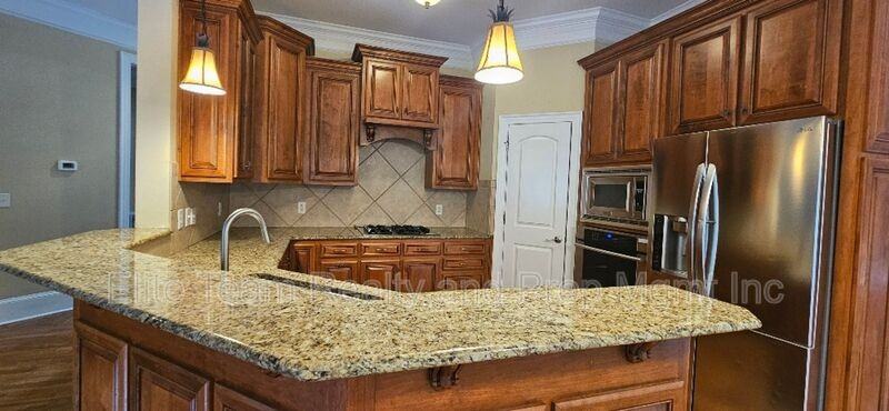 6926 Linkside Ct - Photo 5 of 24